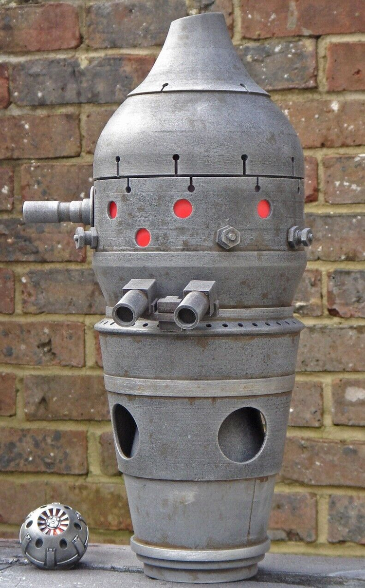 Life Size Star Wars Accurate Assassin Droid Head With Base Kit 3D Printed