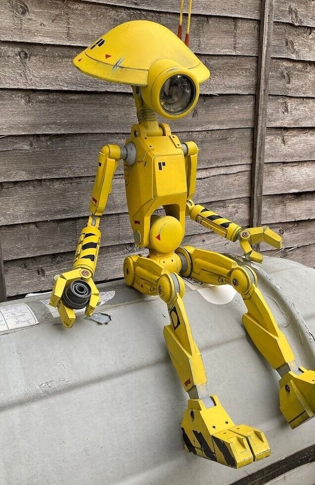 Life Size Star Wars Pit Droid Poseable Action Figure 3D Printed Kit